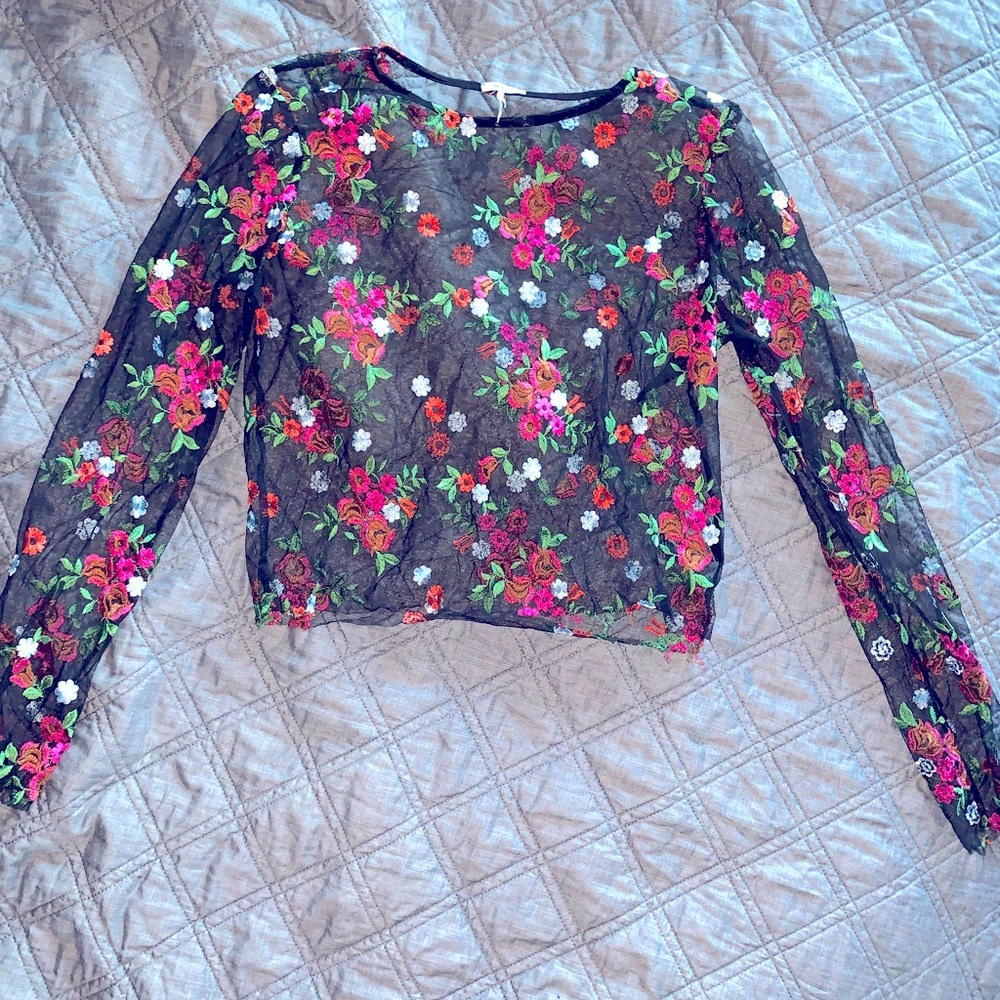 Kimchi Blue - net top with floral print